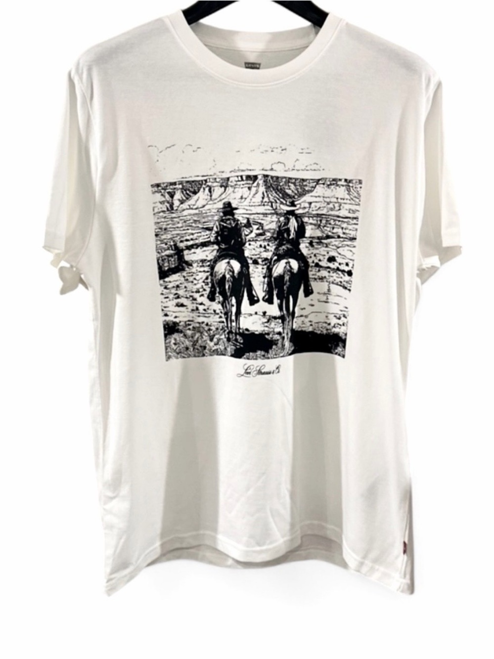 Levi's Vintage-Design Cowboy Graphic T-Shirt Size Men’s Medium (NWT)